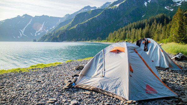 Comment organiser un camping pour une expédition de canoë dans les Grands Lacs nord-américains?